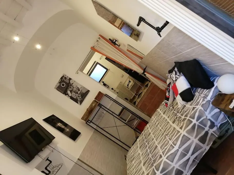 Trastevere Home Gallery-1